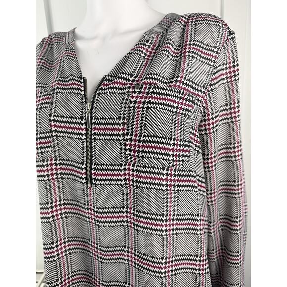 Beautiful Apt 9 Top Size XL - Picture 3 of 6